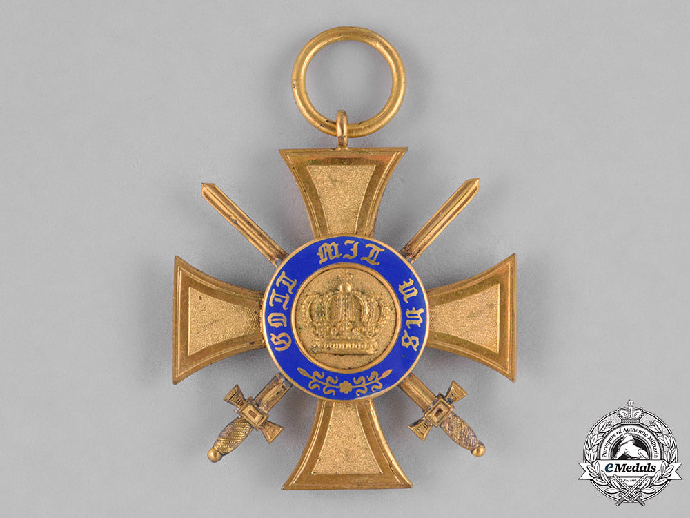 prussia,_state._a_royal_order_of_the_crown,_iv_class_with_swords,_c.1914_c18-035062