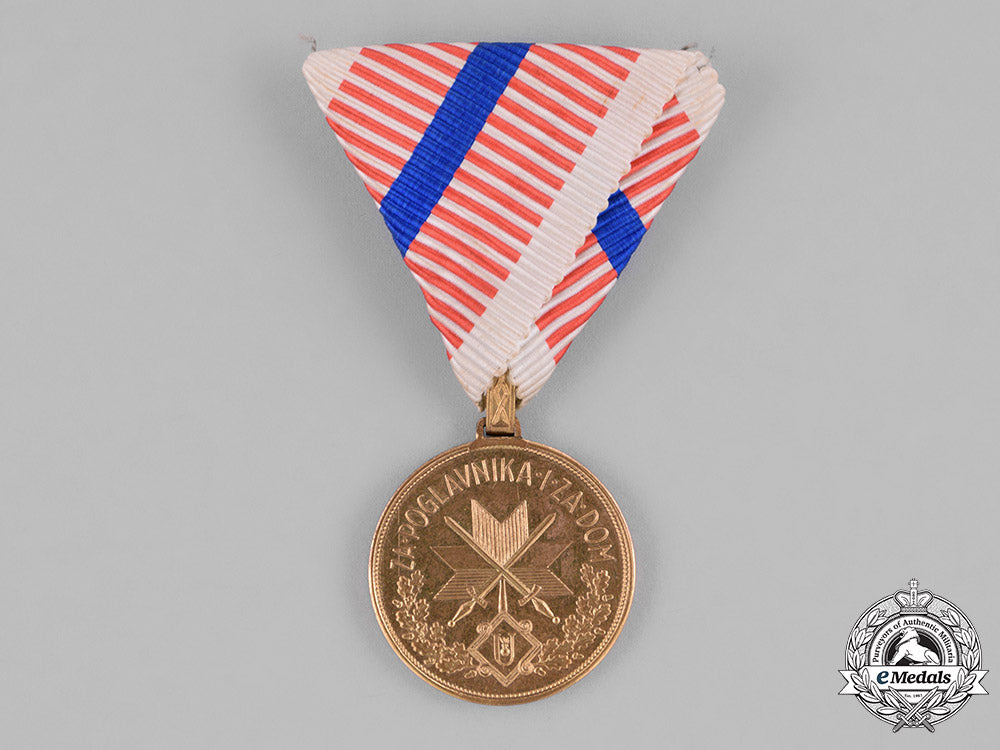 croatia,_state._a_wound_medal,_gold_medal,_c.1944_c18-035170