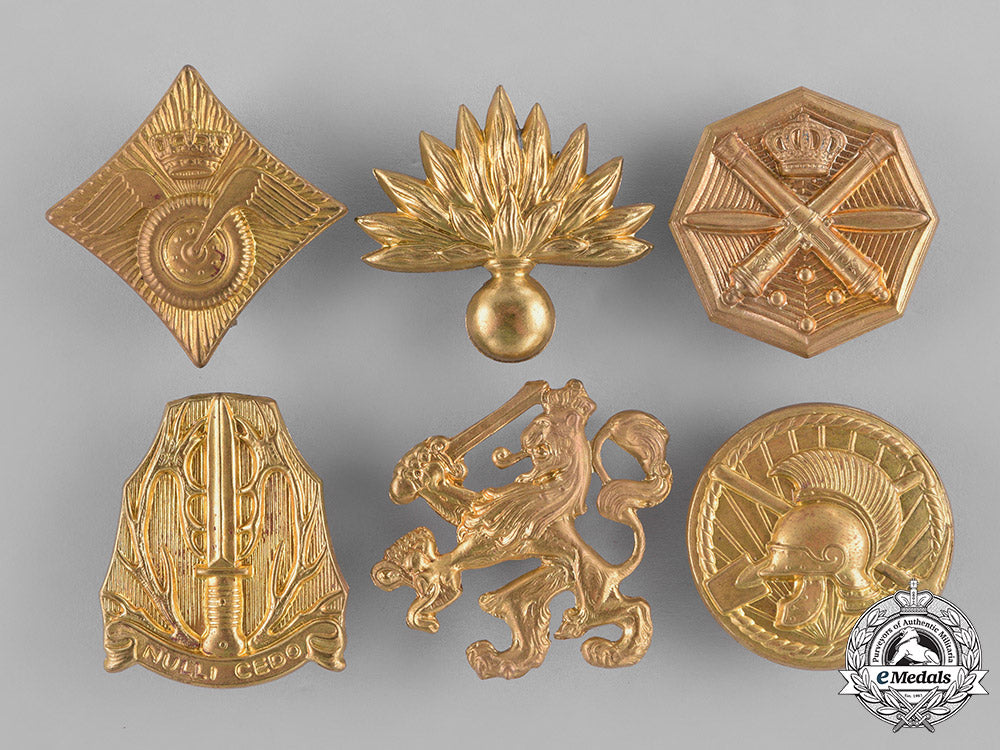 netherlands,_kingdom._twenty-_eight_military_cap_badges_c18-035207