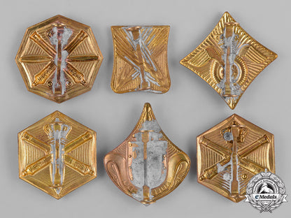 netherlands,_kingdom._twenty-_eight_military_cap_badges_c18-035211