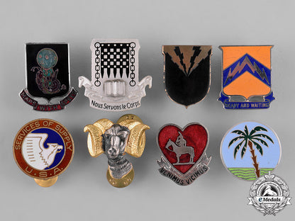 united_states._forty-_nine_military_insignia_badges_c18-035219