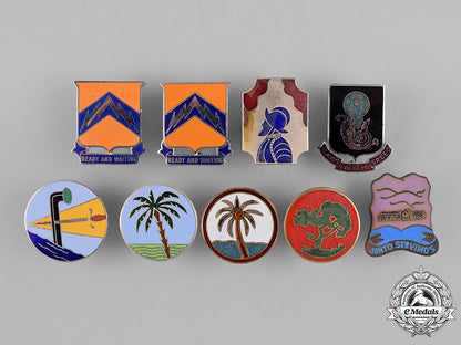 united_states._forty-_nine_military_insignia_badges_c18-035220