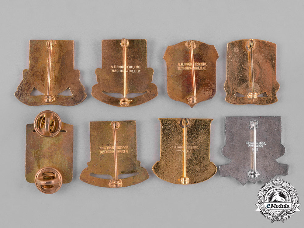 united_states._forty-_nine_army_tank_insignia_badges_c18-035239