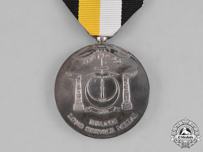 brunei._long_service_medal_by_spink_of_london_c18-035319