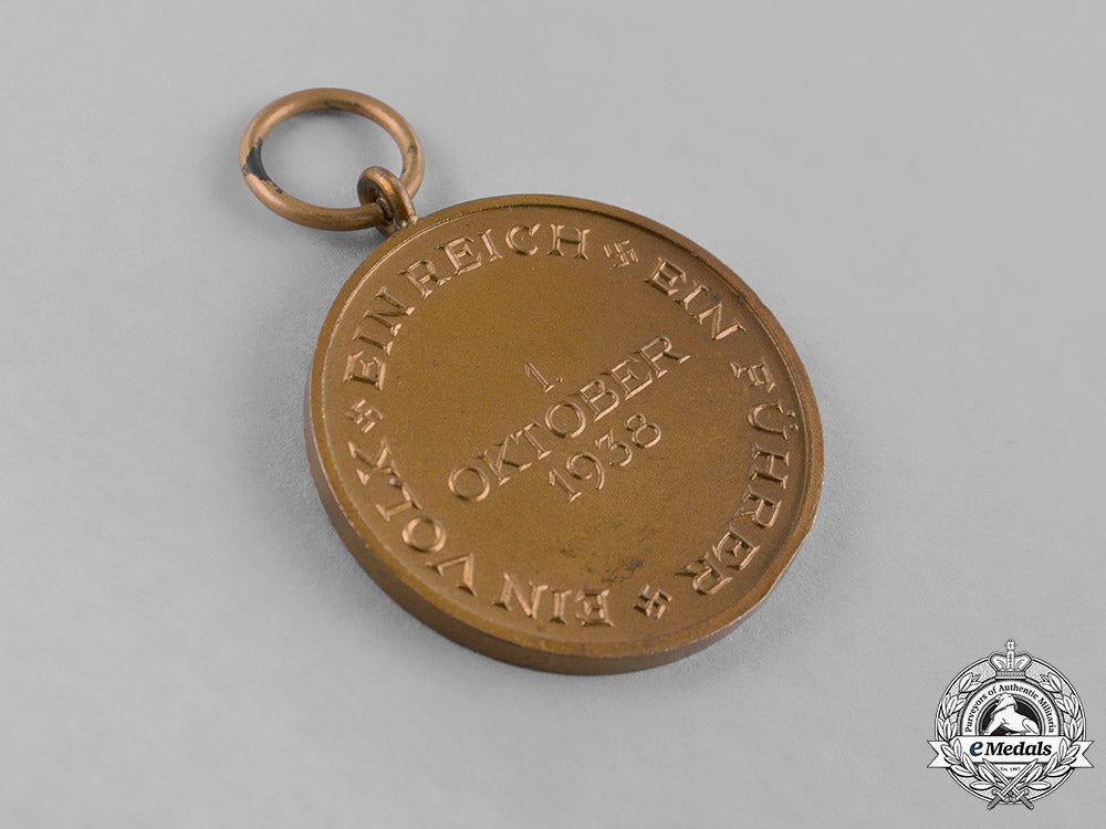germany,_third_reich._a_sudetenland_medal_c18-035390