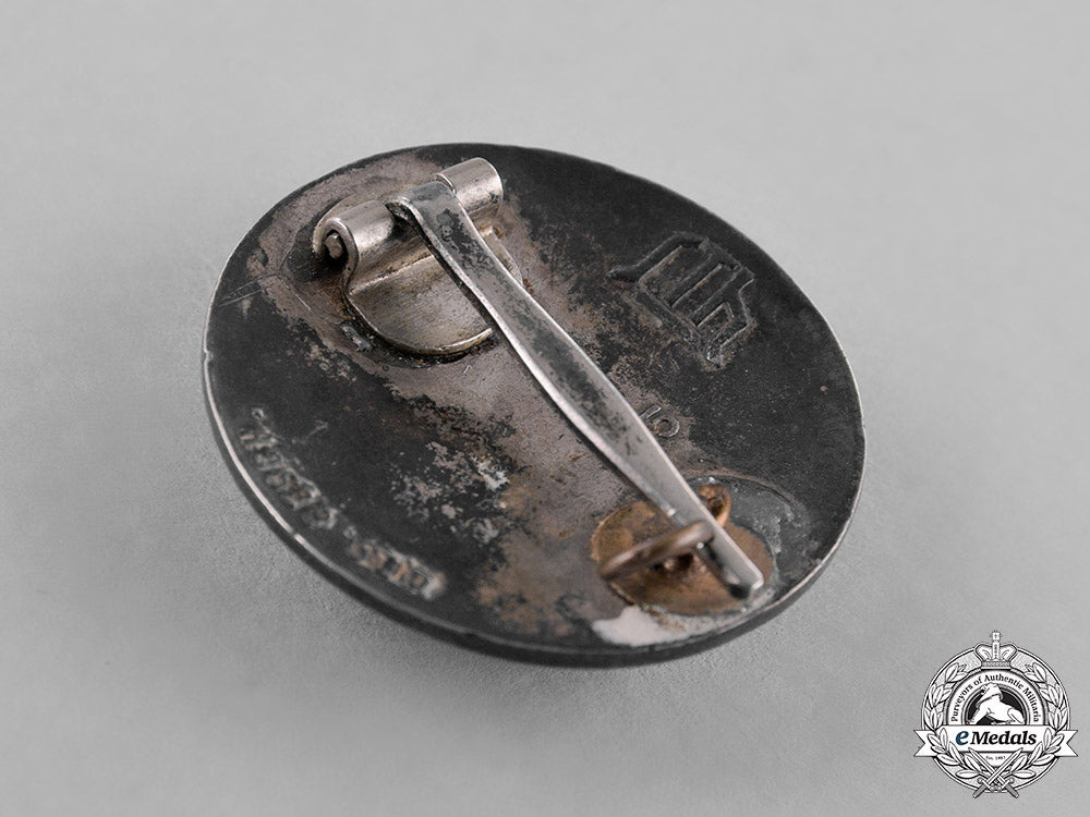 germany,_der_stahlhelm._a1925_stahlhelm_membership_badge_c18-035468