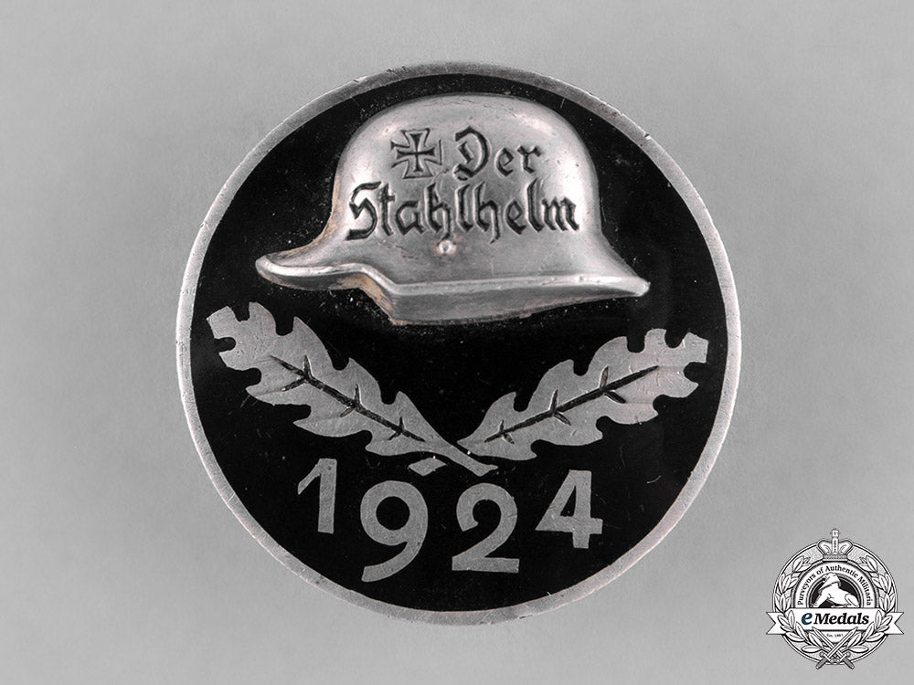 germany,_der_stahlhelm._a1924_stahlhelm_membership_badge_c18-035484