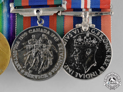 canada._a_group_to_lieutenant_archibald_robert_cumming,_canadian_field_artillery_c18-035512