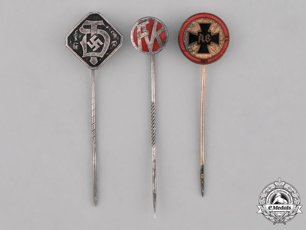 germany,_third_reich._a_group_of_third_reich_period_stick_pins_c18-035627
