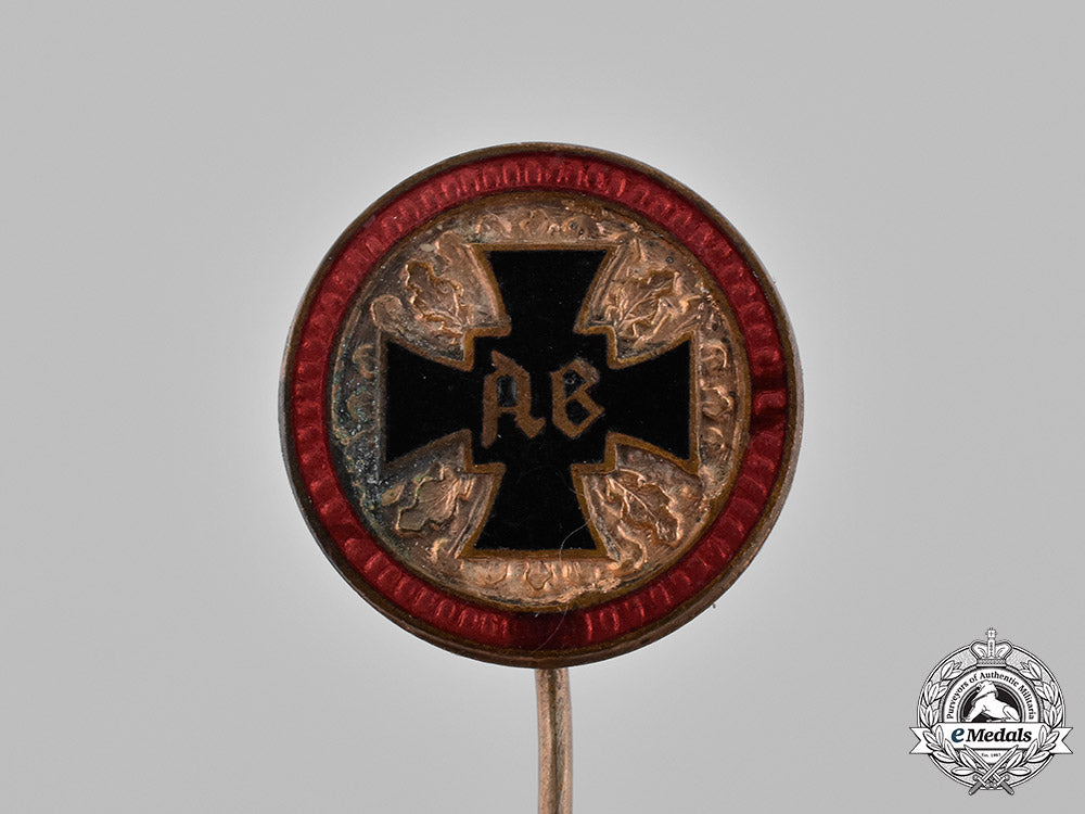 germany,_third_reich._a_group_of_third_reich_period_stick_pins_c18-035628