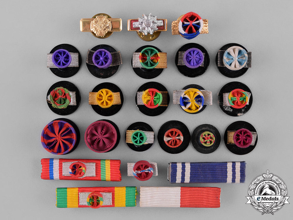united_states._twenty_rosettes_and_four_ribbon_bars_c18-035982