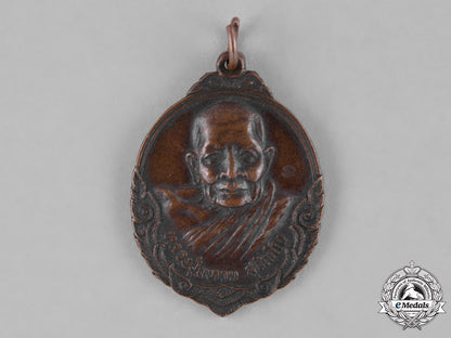 thailand,_kingdom._a_buddhist_monk_amulet_medal_c18-035989