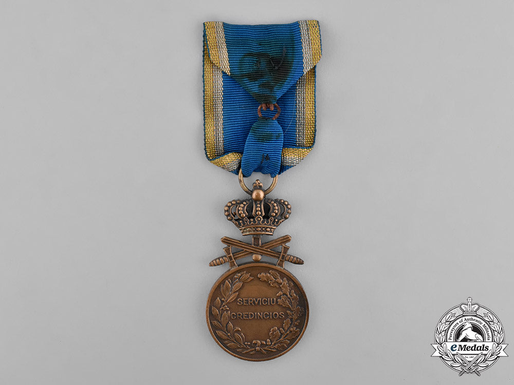 romania,_kingdom._a_long_service_medal,_iii_class_with_swords,_c.1940_c18-036055