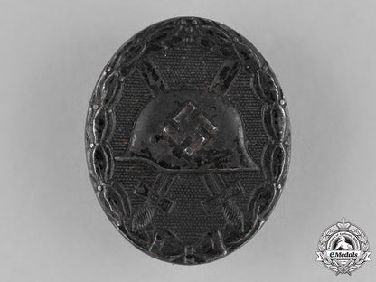 germany,_wehrmacht._a_second_war_wound_badge,_black_grade,_by_hymmen&_co._c18-036126