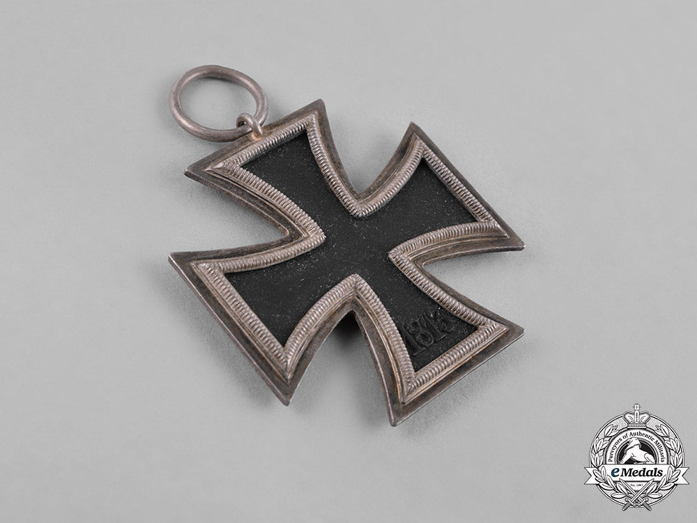germany,_wehrmacht._an_iron_cross,_ii_class,_by_j._e._hammer&_söhne_c18-036135