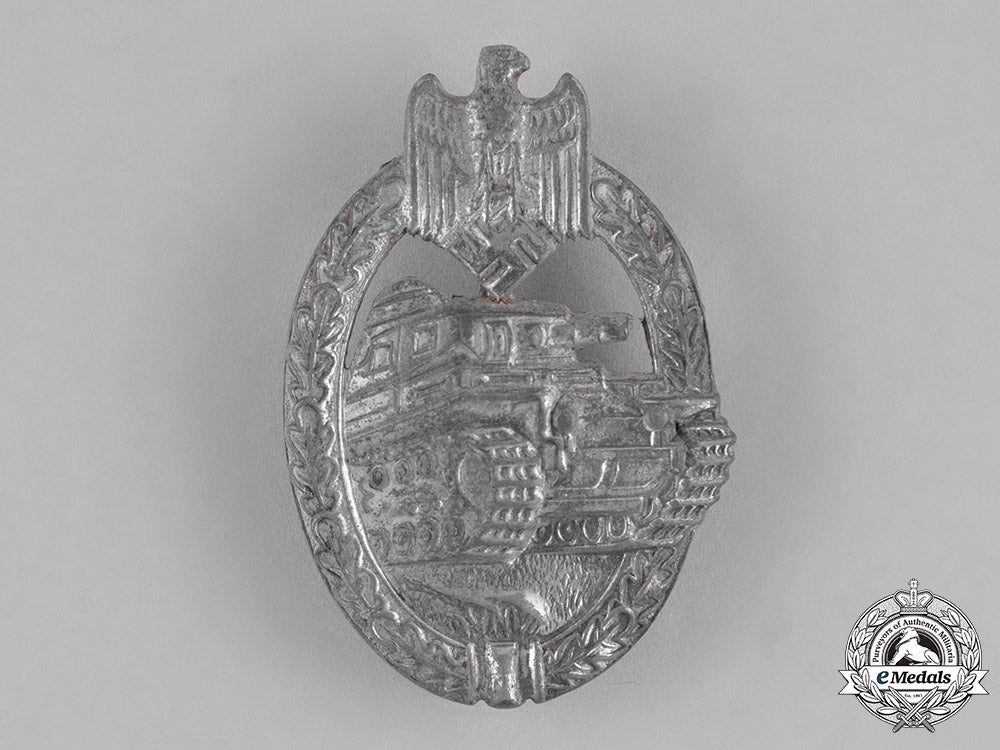germany,_heer._a_second_war_panzer_assault_badge,_silver_grade,_by_rudolf_karneth&_söhne_c18-036137_2_1