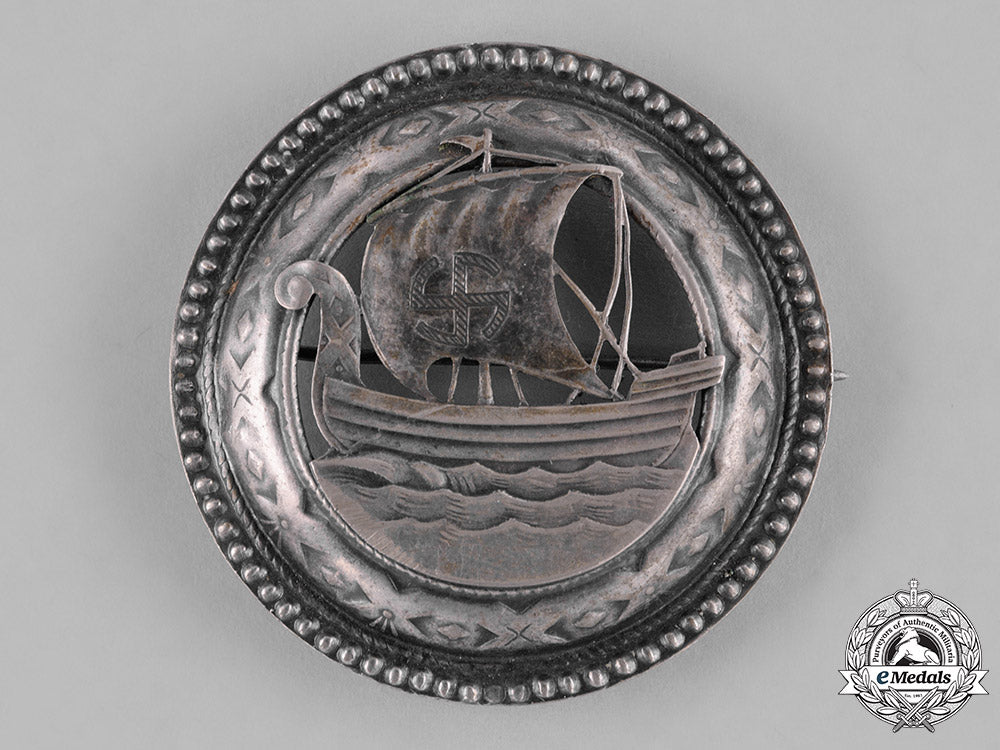 germany._a_nsdap_sympathizer_viking_ship_brooch_c18-036161
