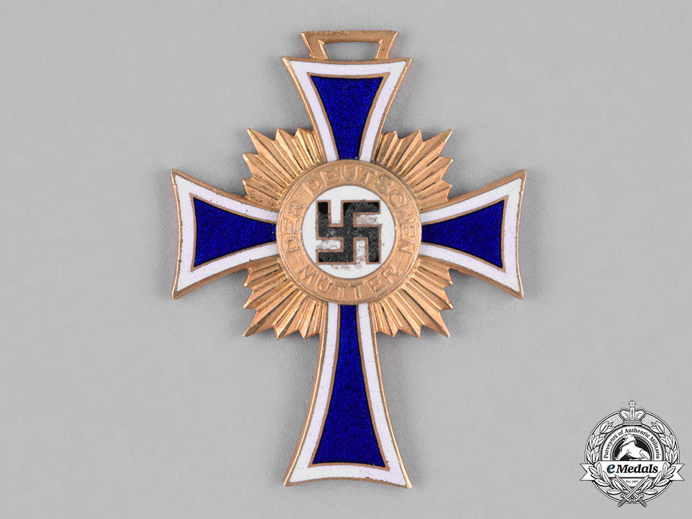 germany,_third_reich._an_honour_cross_of_the_german_mother,_gold_grade_with_miniature_by_wilhelm_deumer_c18-036194