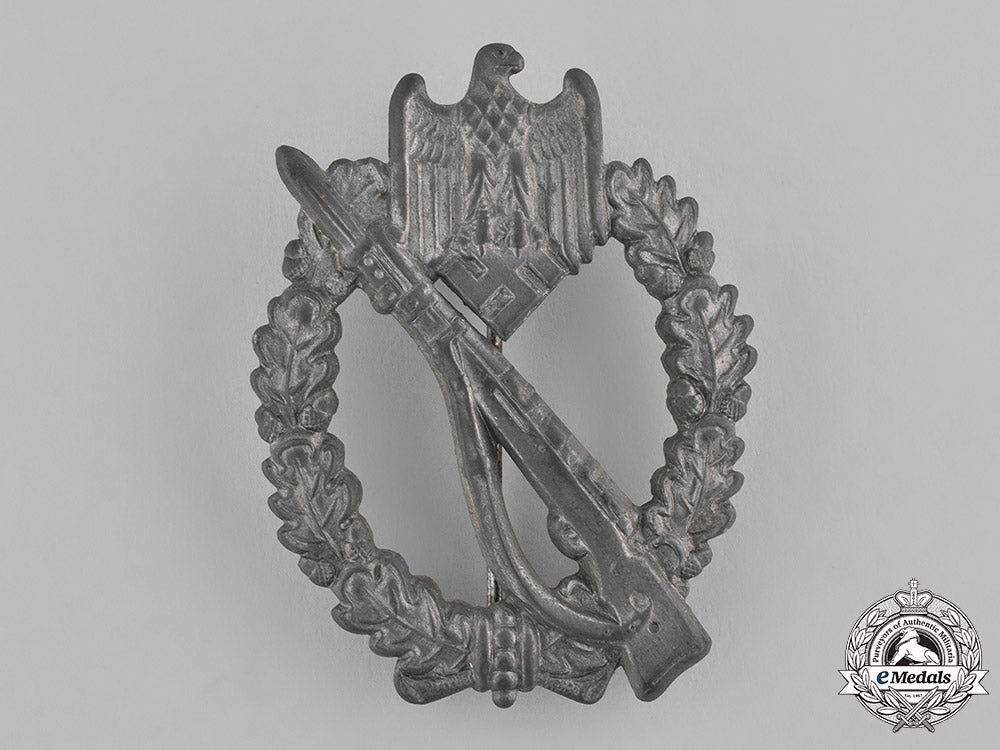 germany,_heer._a_silver_grade_infantry_assault_badge_by_gebrüder_schneider_c18-036317