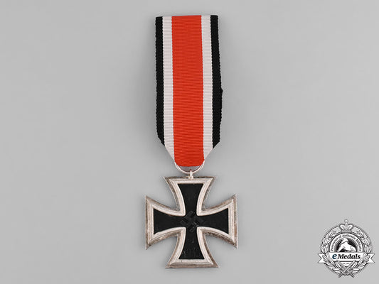 germany,_wehrmacht._a1939_iron_cross_second_class_c18-036357