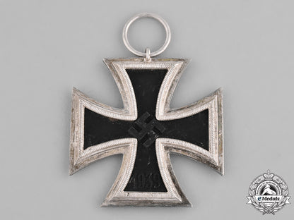 germany,_wehrmacht._a1939_iron_cross_second_class_c18-036358