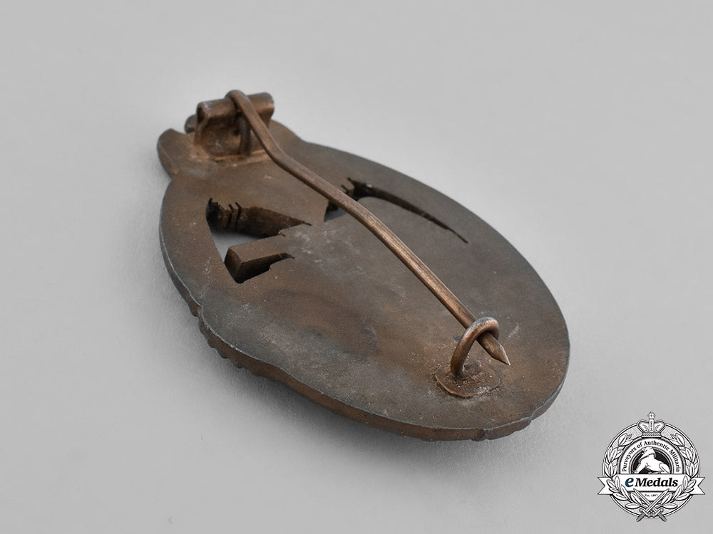germany,_wehrmacht._a_panzer_assault_badge,_bronze_grade_c18-036380