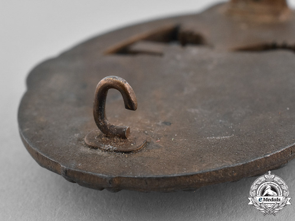 germany,_wehrmacht._a_panzer_assault_badge,_bronze_grade_c18-036381