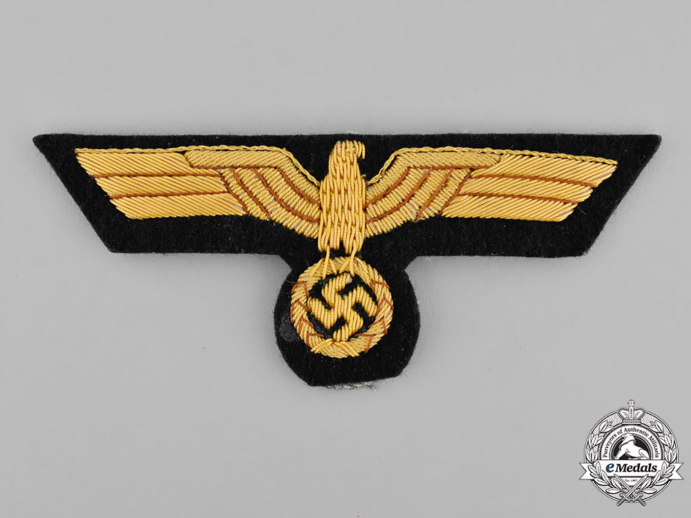 germany,_kriegsmarine._a_kriegsmarine_officer’s_breast_eagle_c18-036396