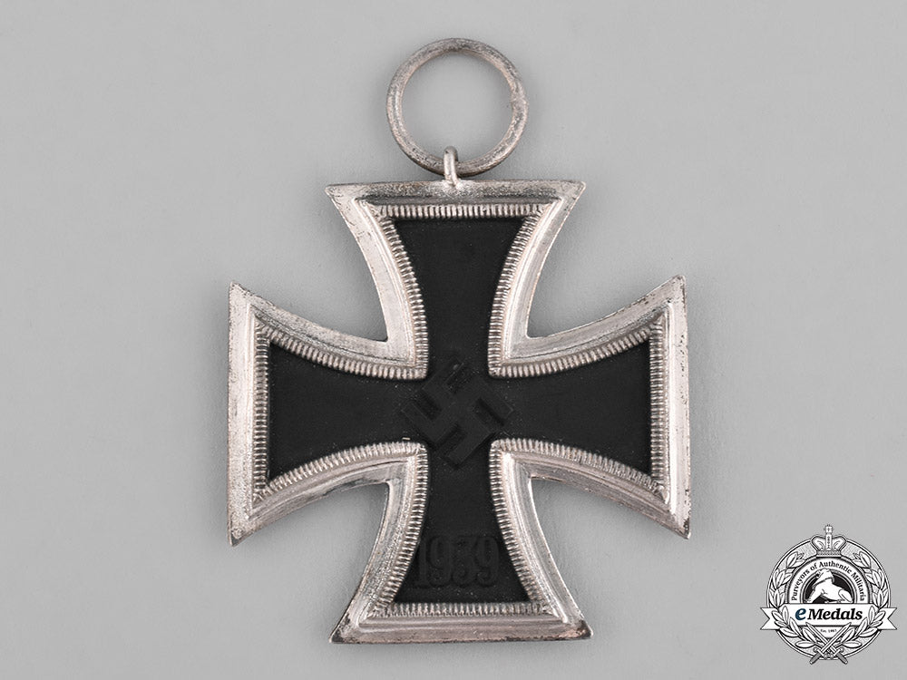 germany,_wehrmacht._a1939_iron_cross_ii_class_c18-036410