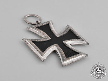 germany,_wehrmacht._a1939_iron_cross_ii_class_c18-036413