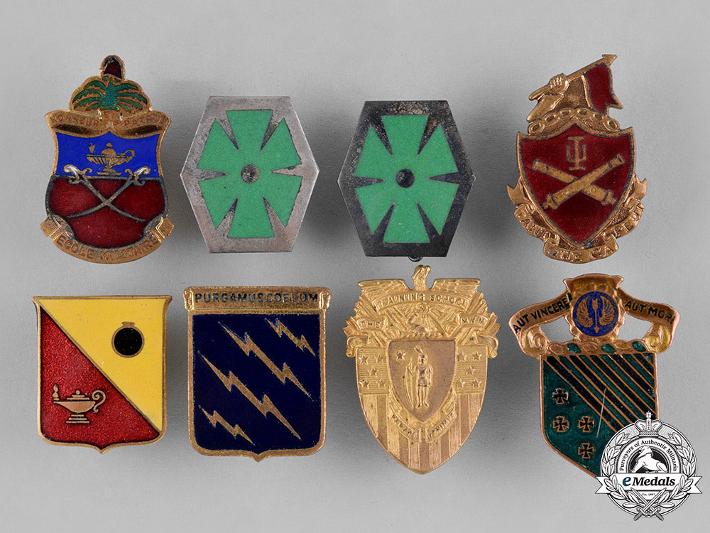 united_states._forty-_nine_army_insignia_badges_c18-036484