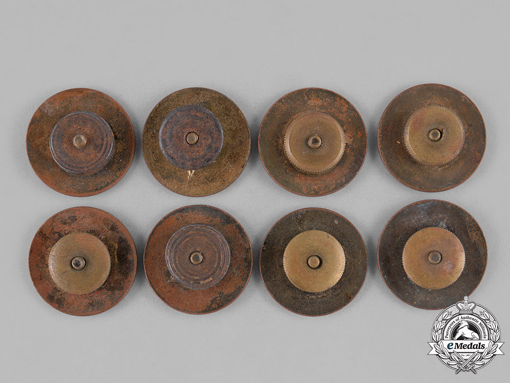 united_states._thirty-_four_army_collar_disks,_type_ii,_c.1930_c18-036499