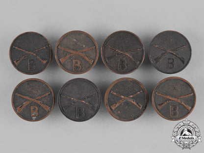 united_states._twenty-_three_army_collar_disks,_type_i,_c.1918_c18-036507