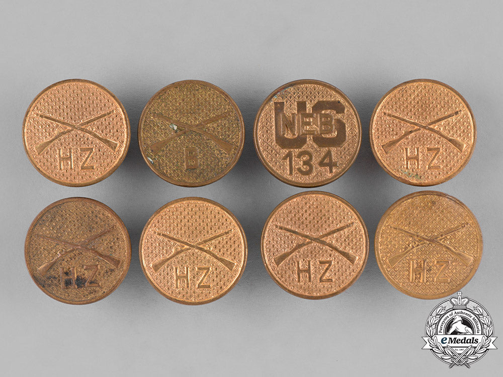 united_states._sixty-_two_army_collar_disks,_type_ii,_c.1930_c18-036512