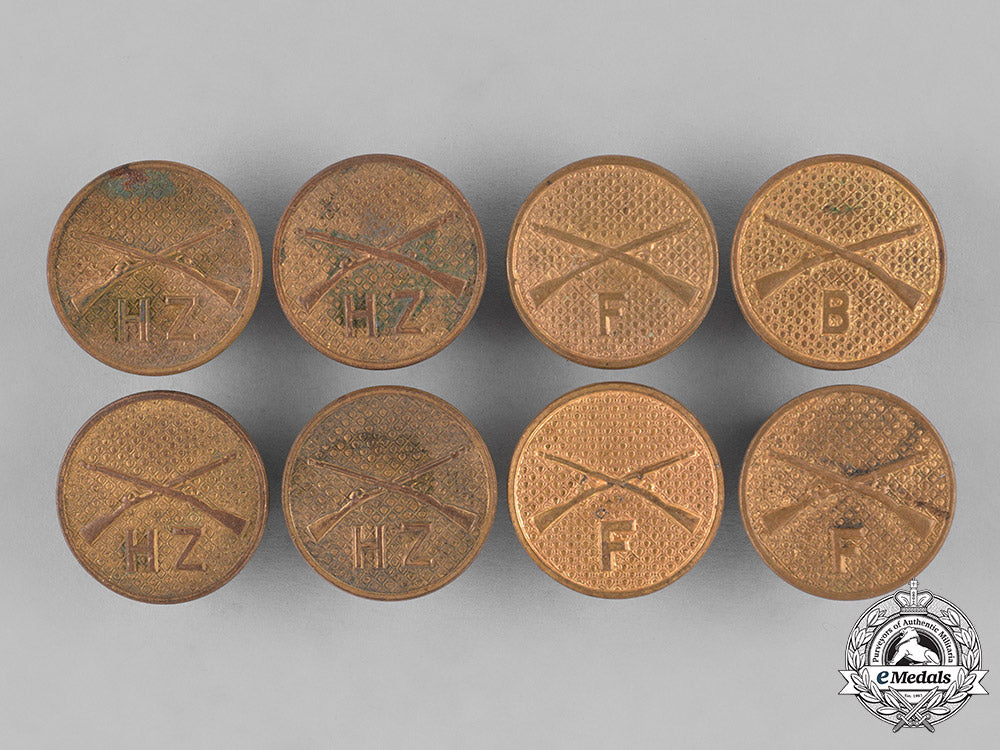 united_states._sixty-_two_army_collar_disks,_type_ii,_c.1930_c18-036514