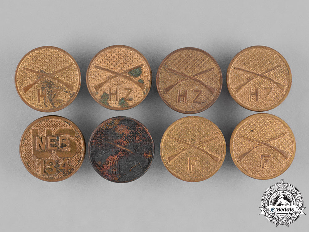 united_states._sixty-_two_army_collar_disks,_type_ii,_c.1930_c18-036516