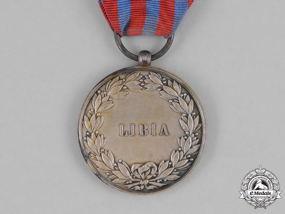 italy,_kingdom._two_campaign_medals_c18-036640