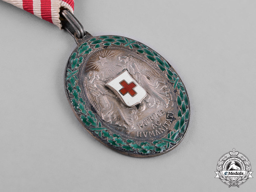 austria,_empire._an_honour_decoration_of_the_red_cross,_by_vinc_mayer,_c.1918_c18-036681