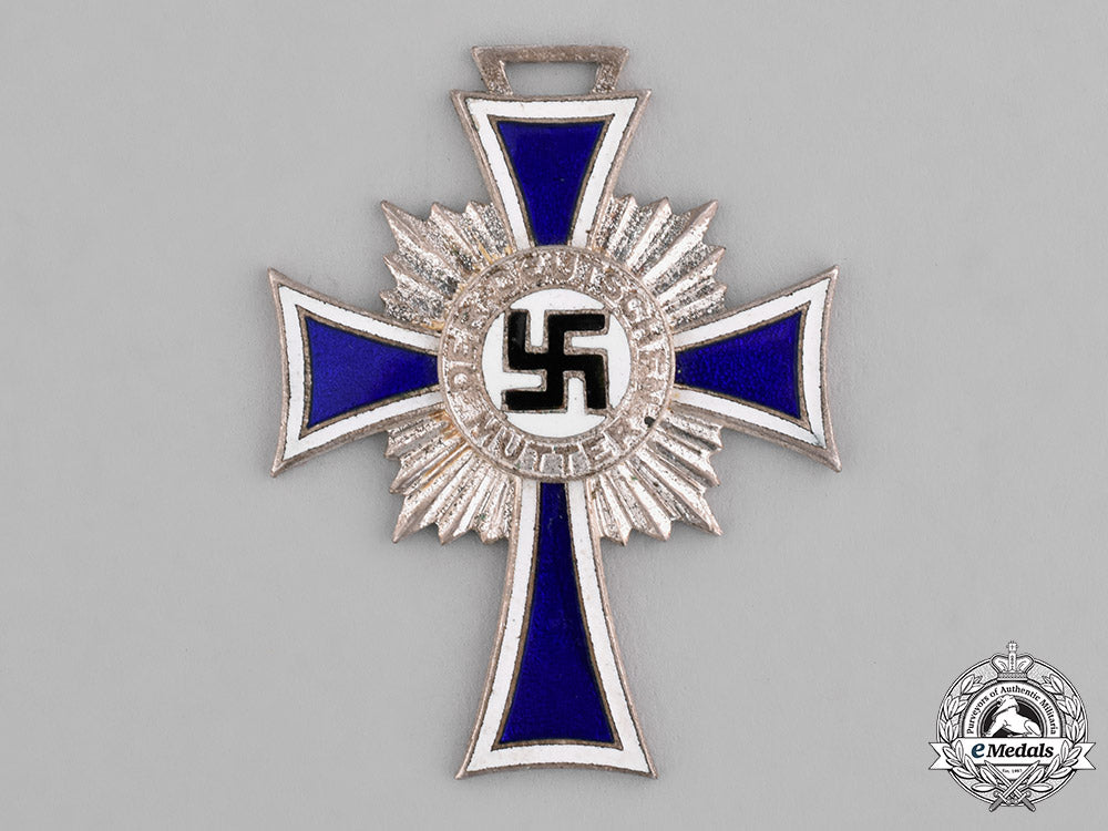 germany,_third_reich._an_honour_cross_of_the_german_mother,_silver_grade_c18-036766