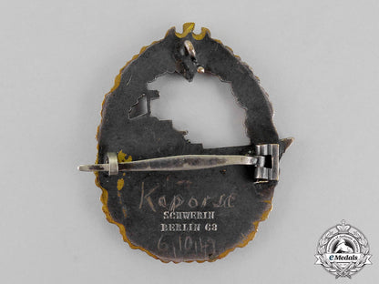 germany._a_kriegsmarine_destroyer_war_badge_by_schwerin_of_berlin_c18-0368