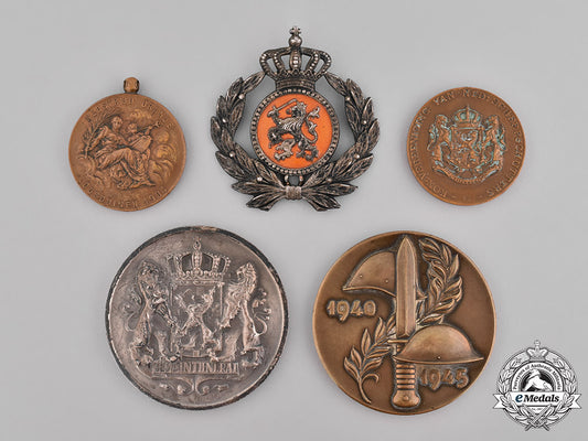 netherlands,_kingdom._a_grouping_of_dutch_badges_and_medals_c18-036873