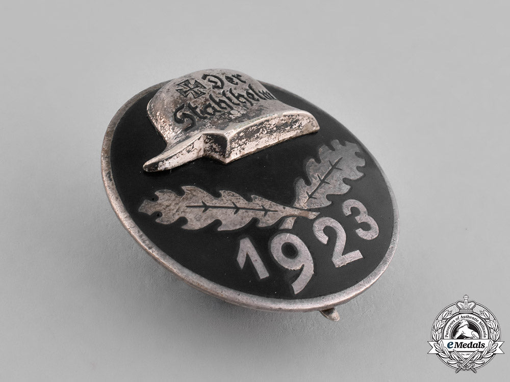 germany,_weimar._a1923_stahlhelm_membership_badge_c18-036919