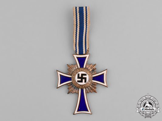 germany,_third_reich._an_honour_cross_of_the_german_mother,_bronze_grade_c18-036926