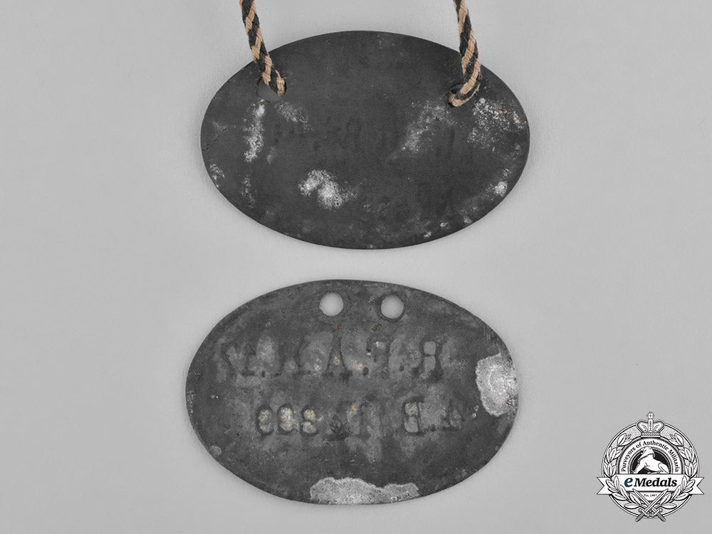 europe._a_pair_of_first_war_german_pow_identification_discs_c18-036933
