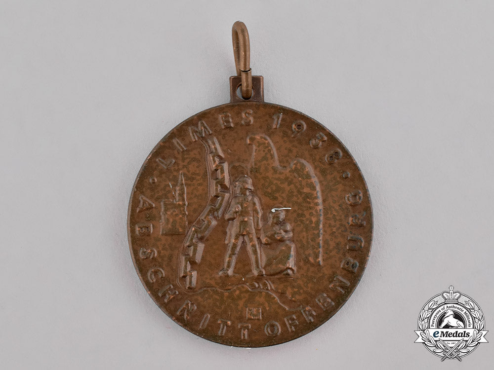 germany,_third_reich._a_grün_und_bilfinger_medal_for_the_limes_programme,_westwall_construction,1938_c18-036983