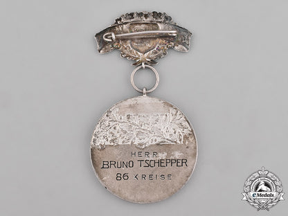 austria,_first_republic._a_club_competition_badge_and_medallion_belonging_to_herr_bruno_tschepper,1926_c18-037050