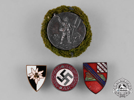 germany,_third_reich._a_lot_of_third_reich_period_badges_c18-037626_1