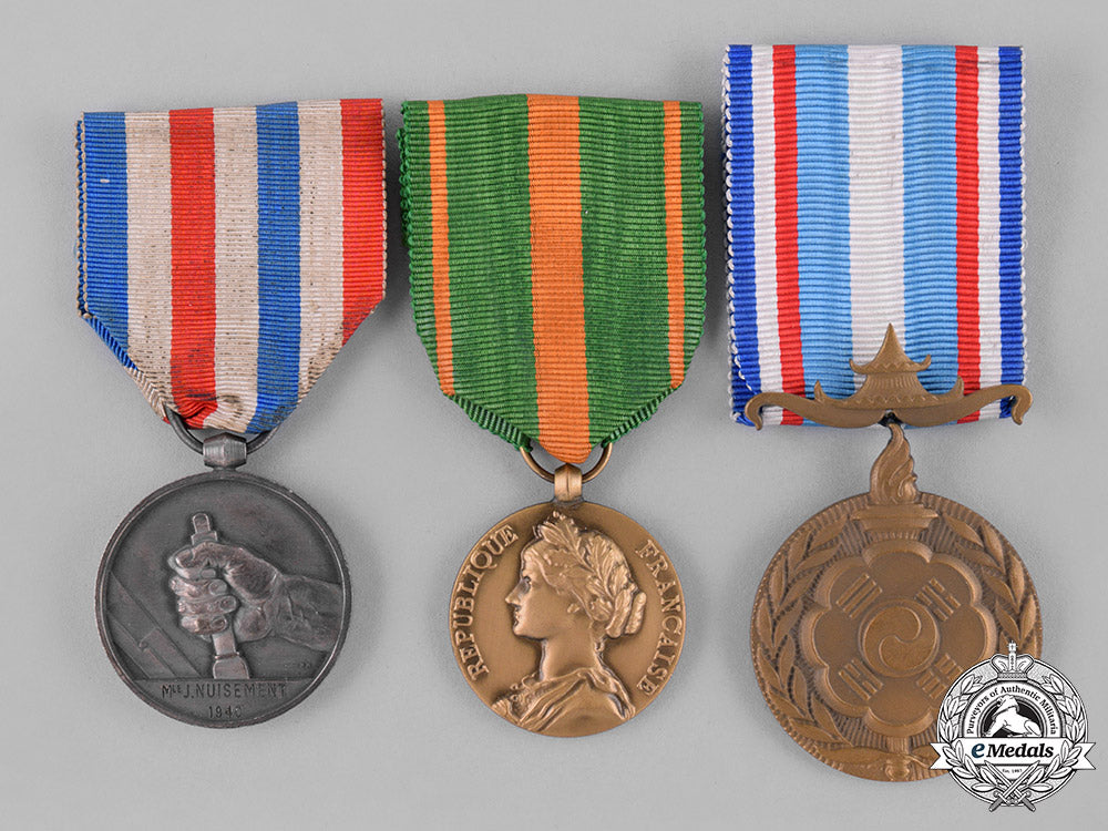 france,_republic._three_medals&_awards_c18-037715_1_1_1_1_1_1_1_1