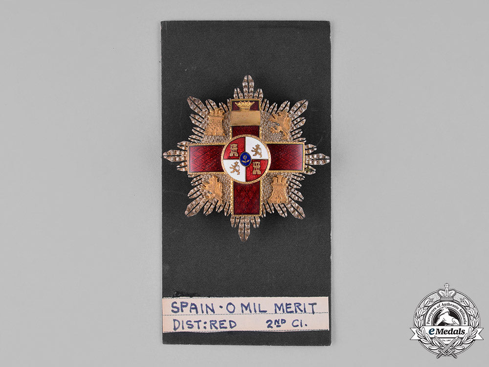 spain,_franco_period._an_order_of_military_merit,2_nd_class_star,_c.1944_c18-037741