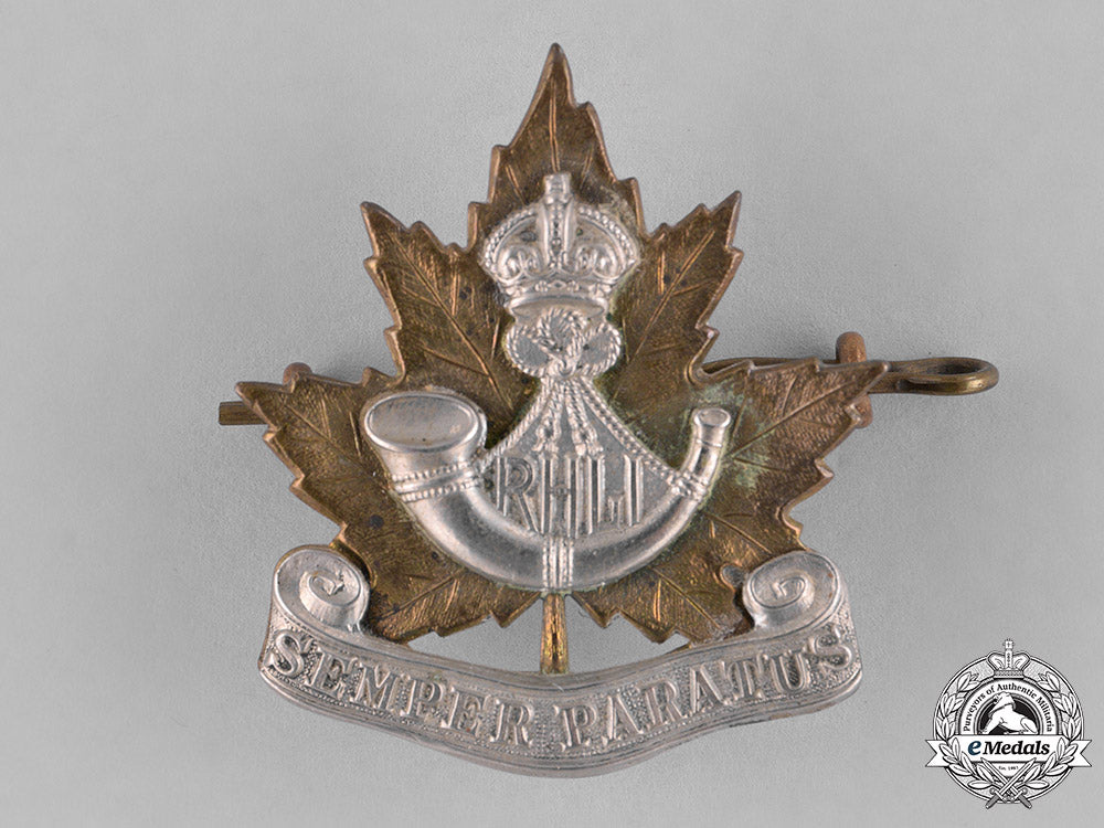 canada._a_royal_hamilton_light_infantry_cap_officer's_badge_c18-037921